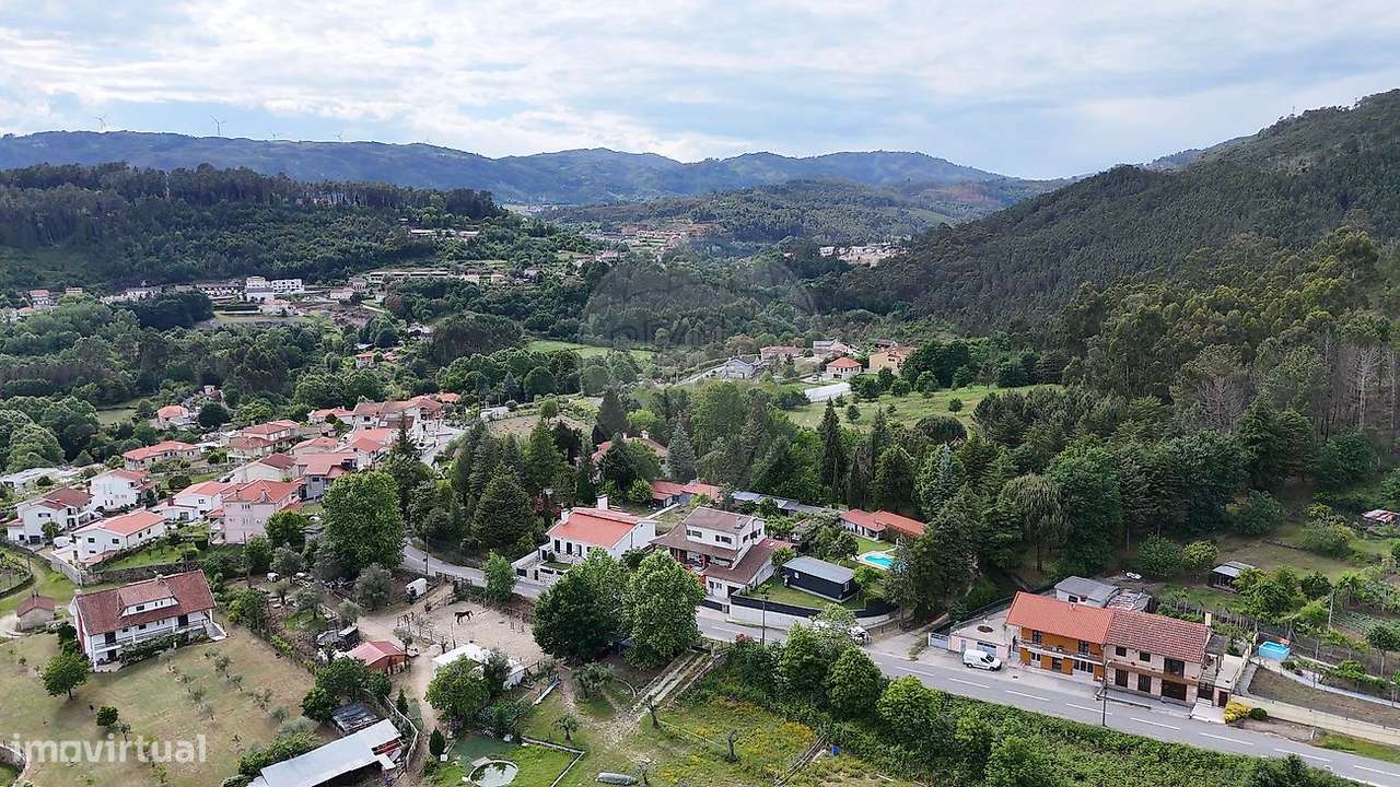 Moradia T4 para venda-49