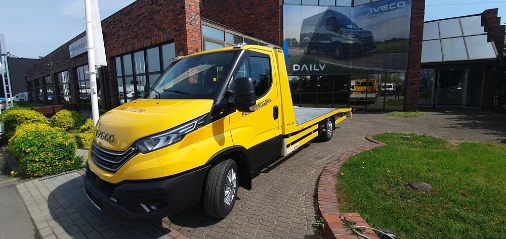 Iveco WYPRZEDAŻ LAWETA AUTOMAT !!! full opcja, automat, climatronic, kamera, hak