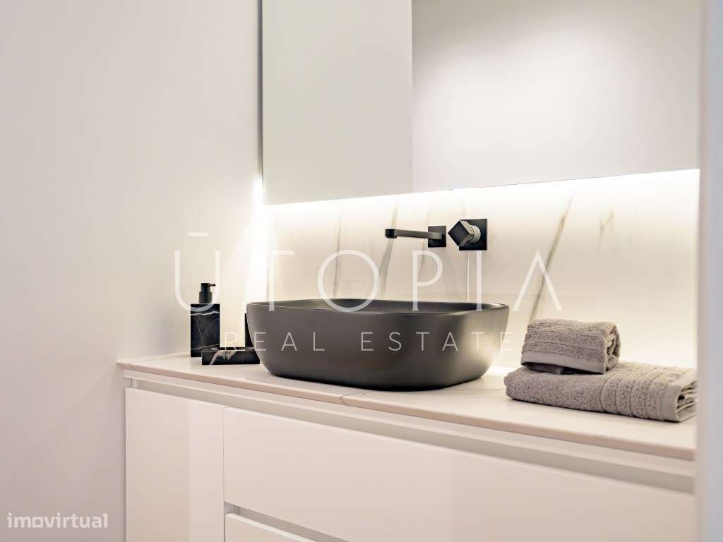 T4 novo com terraço, sala de cinema e piscina - D. João III Prestig...-24