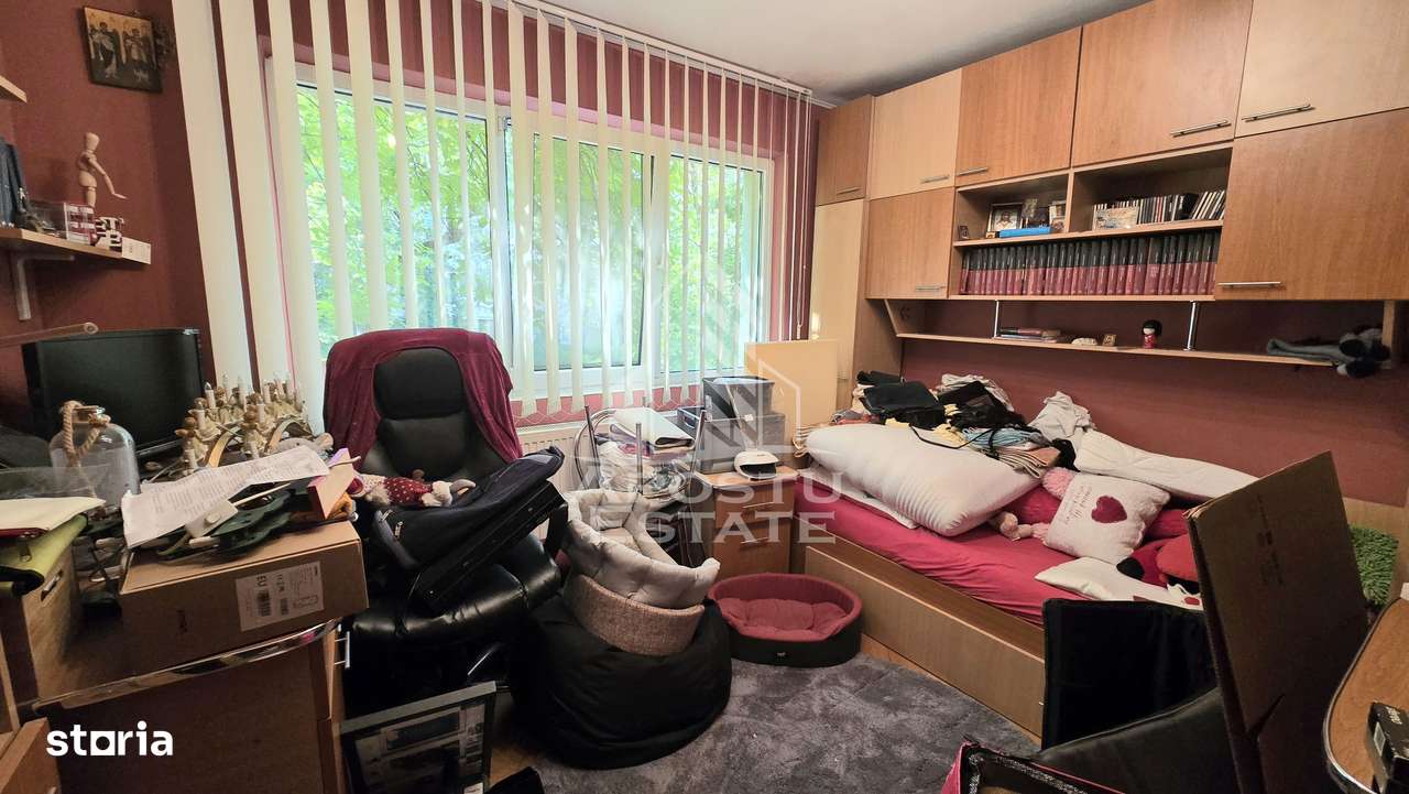 Apartament 4 camere, 2 bai, decomandat, etaj 1, Circumvalatiunii - Imagine principală: 4/9