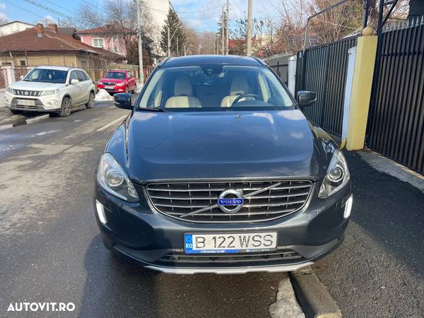 Volvo XC 60 D4 AWD Geartronic Momentum - 1