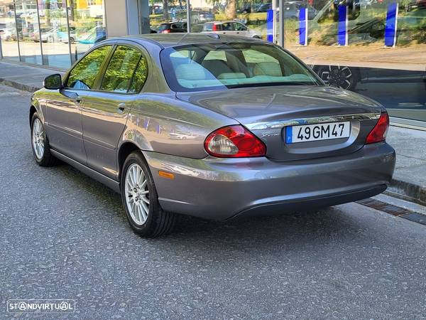 Jaguar X-Type 2.0 D Executive - 3