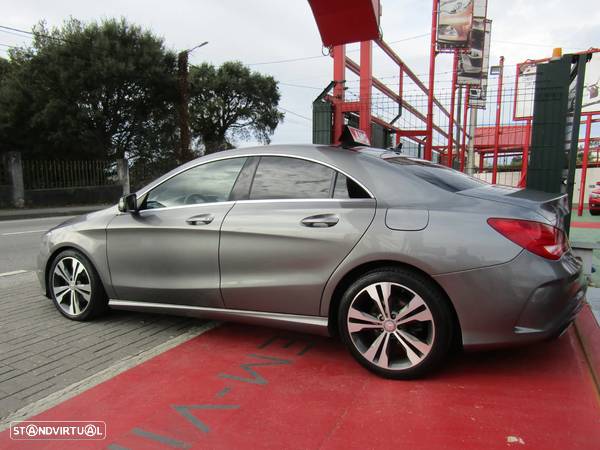 Mercedes-Benz CLA 220 CDI 7G-DCT AMG Line - 4