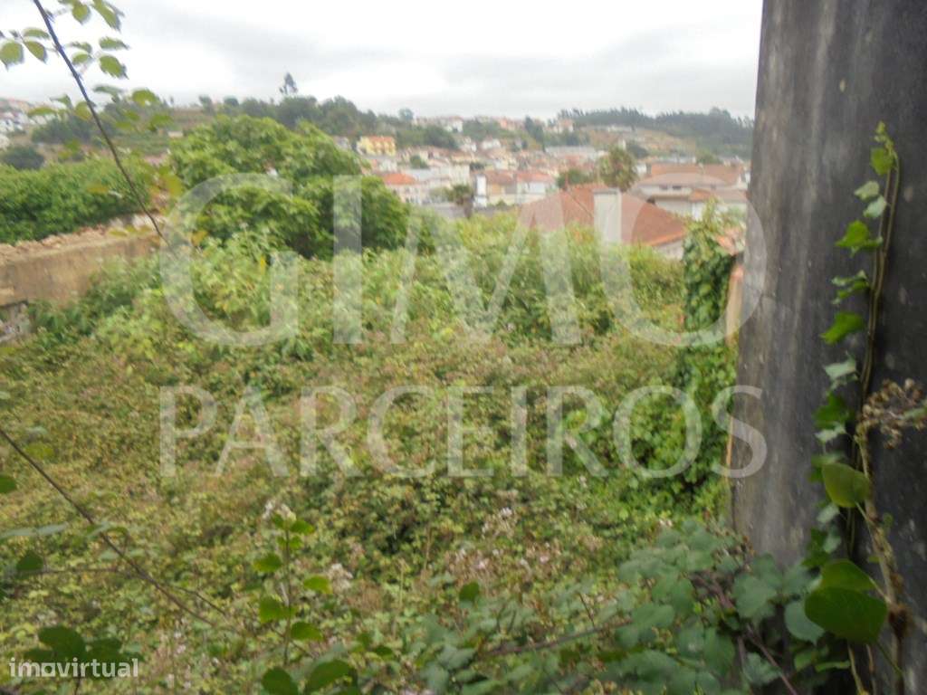 Moradia T2 para reconstruir Águeda-8