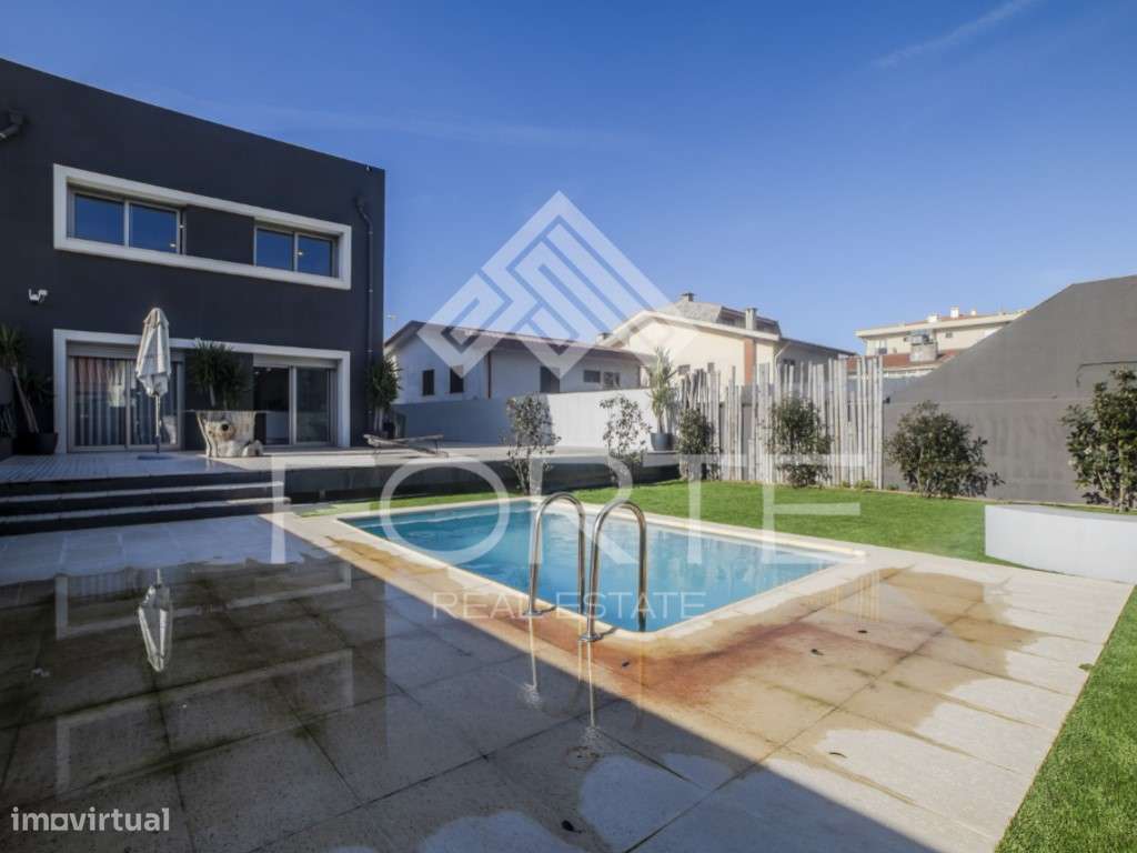 Moradia T4 - Praia de Esmoriz-1