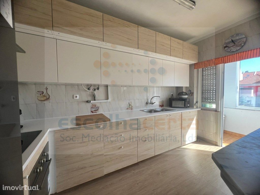 Apartamento T3 Remodelado Feijó - Almada