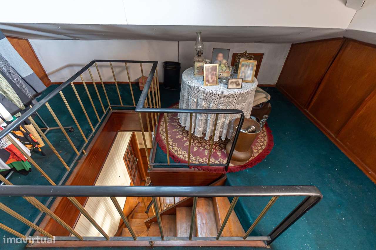 Casa c/ História e Potencial Extraordinário, Zona Tradicional do Porto-17