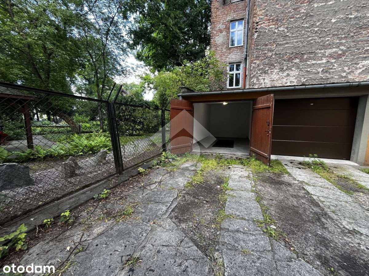 Kraków - Rynek Dębnicki - Garaż - Pełny obrazek: 4/4