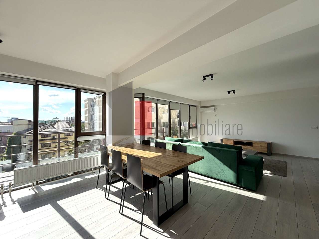 Apartament 3 camere tip Duplex - zona Calea Calarasilor/Matei Basarab