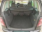 Volkswagen Touran 2.0 TDI Highline - 11