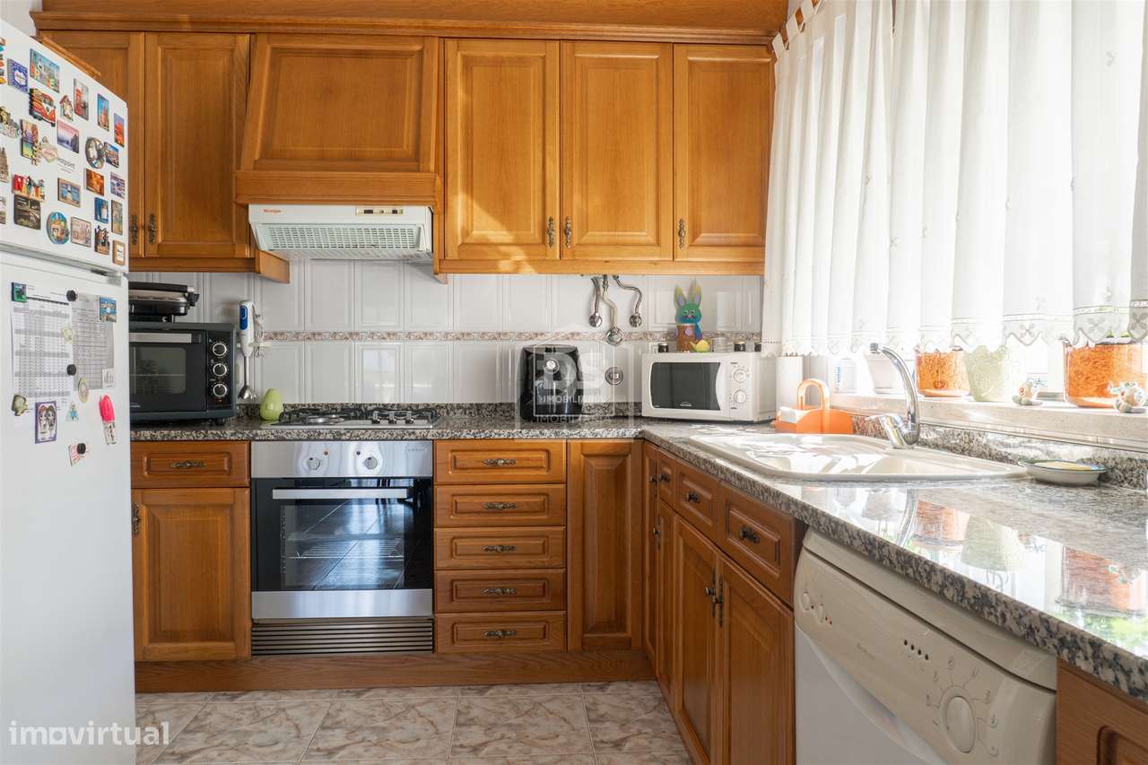 Moradia Geminada T3 Venda em Marinha Grande,Marinha Grande - Grande imagem: 2/24