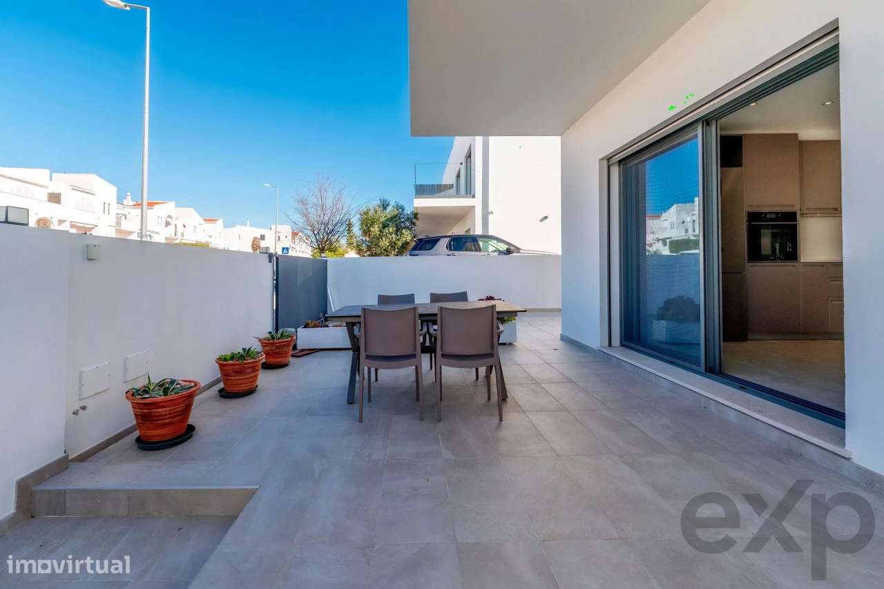 Moradia T3 com Piscina, Terraços e Vista Ria Formosa | Aldeia de Marim - Grande imagem: 5/43