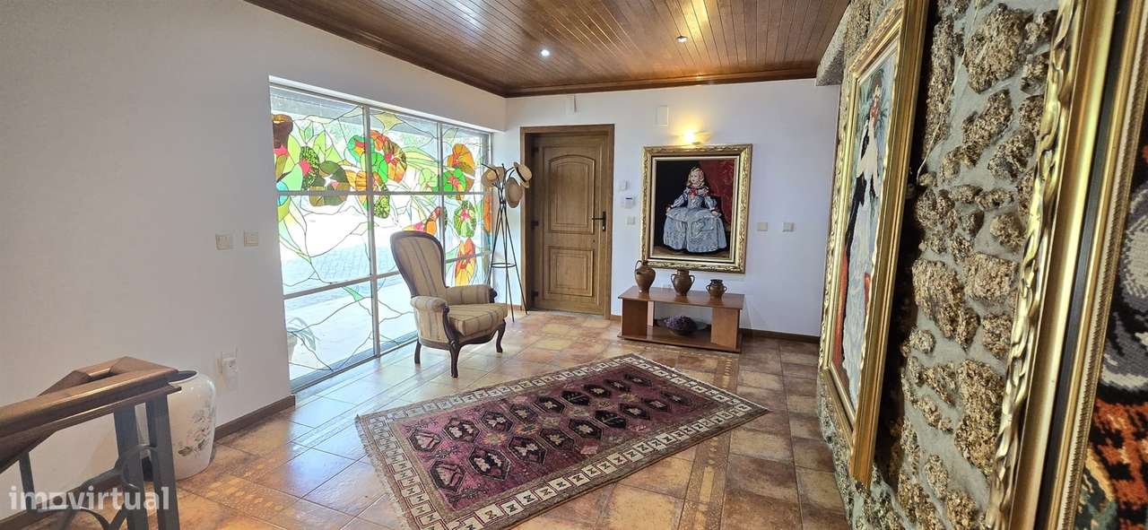 Moradia T4 Venda em Gouveia,Gouveia - Grande imagem: 4/34