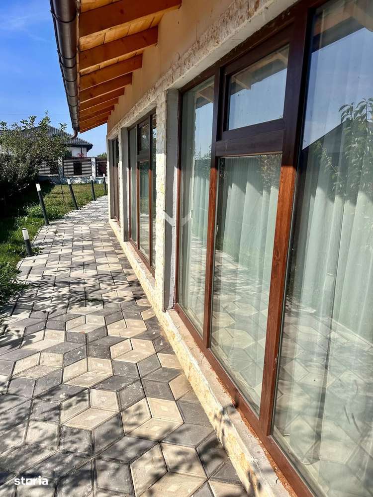 De vanzare casa in Roman, mobilata utilata, 119.000 euro - Imagine principală: 4/20