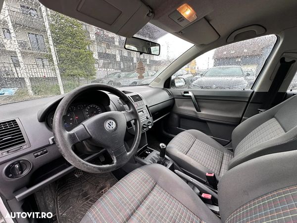Volkswagen Polo 1.2 Comfortline - 4