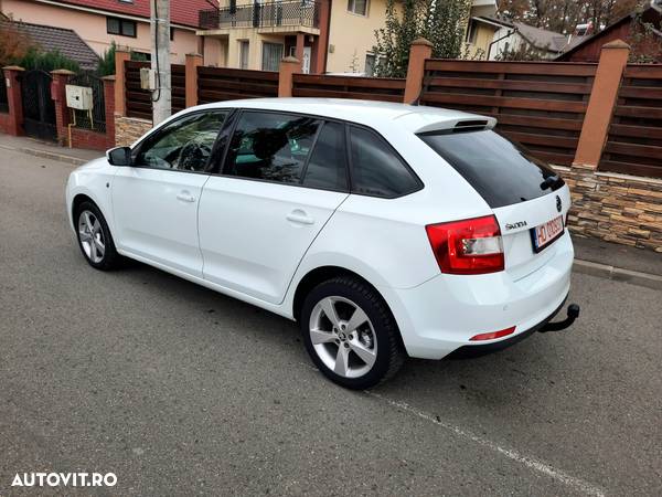 Skoda RAPID 1.2 TSI Elegance - 3