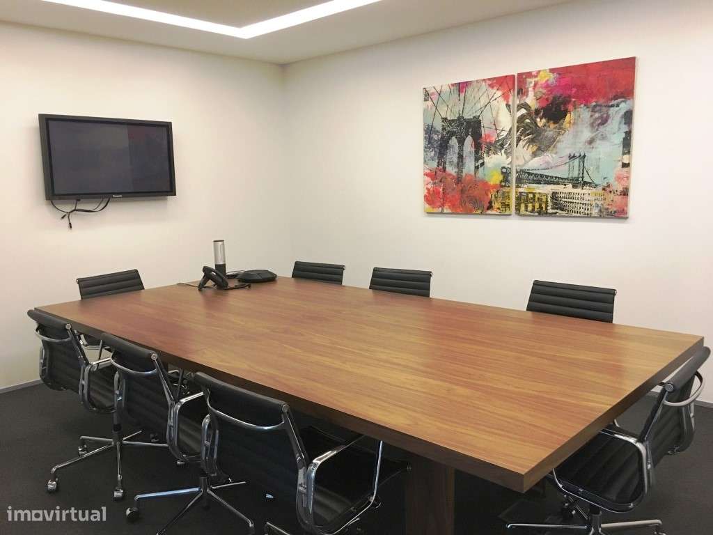 Escritório com 7 postos de trabalho e serviços incluídos no Edifíci... - Grande imagem: 5/12