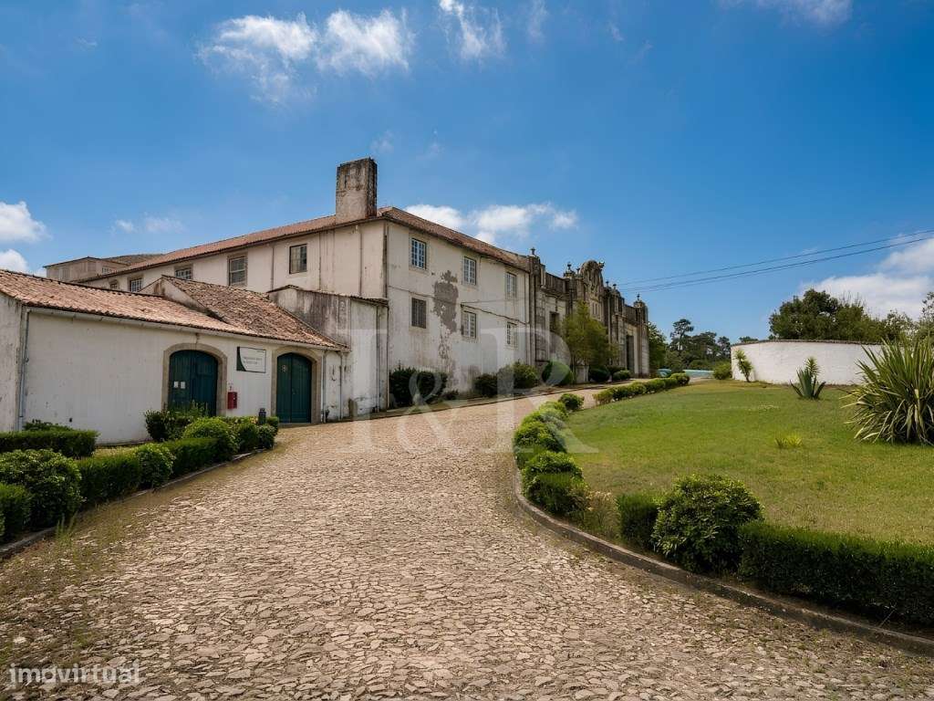 Quinta senhorial do séc. XVIII com capela e jardins em Torres Vedras-3