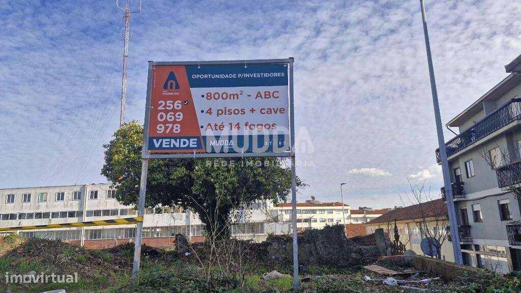 INVESTIDORES - Terreno p/ Construção no Centro de São João da Madeira-6