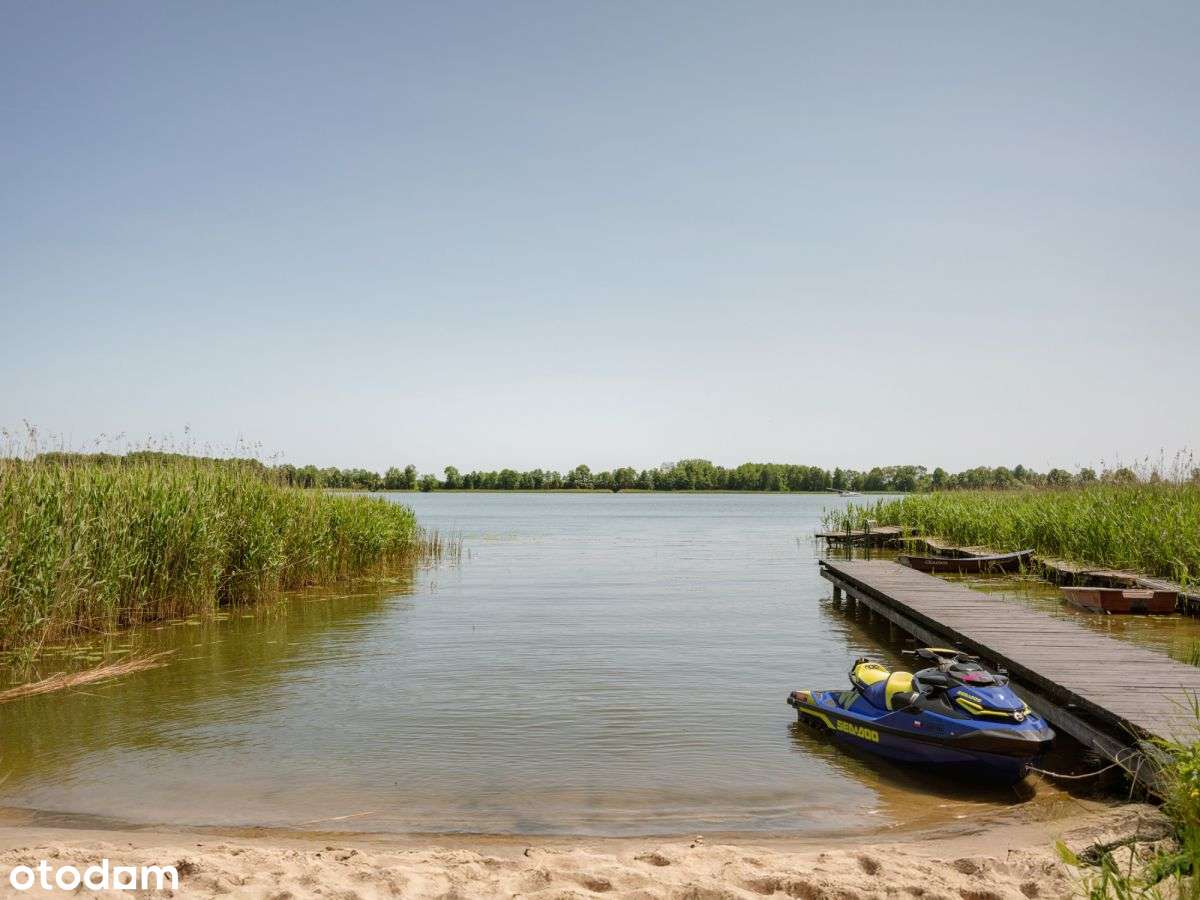 Domek mobilny na działce z widokiem na jezioro-17