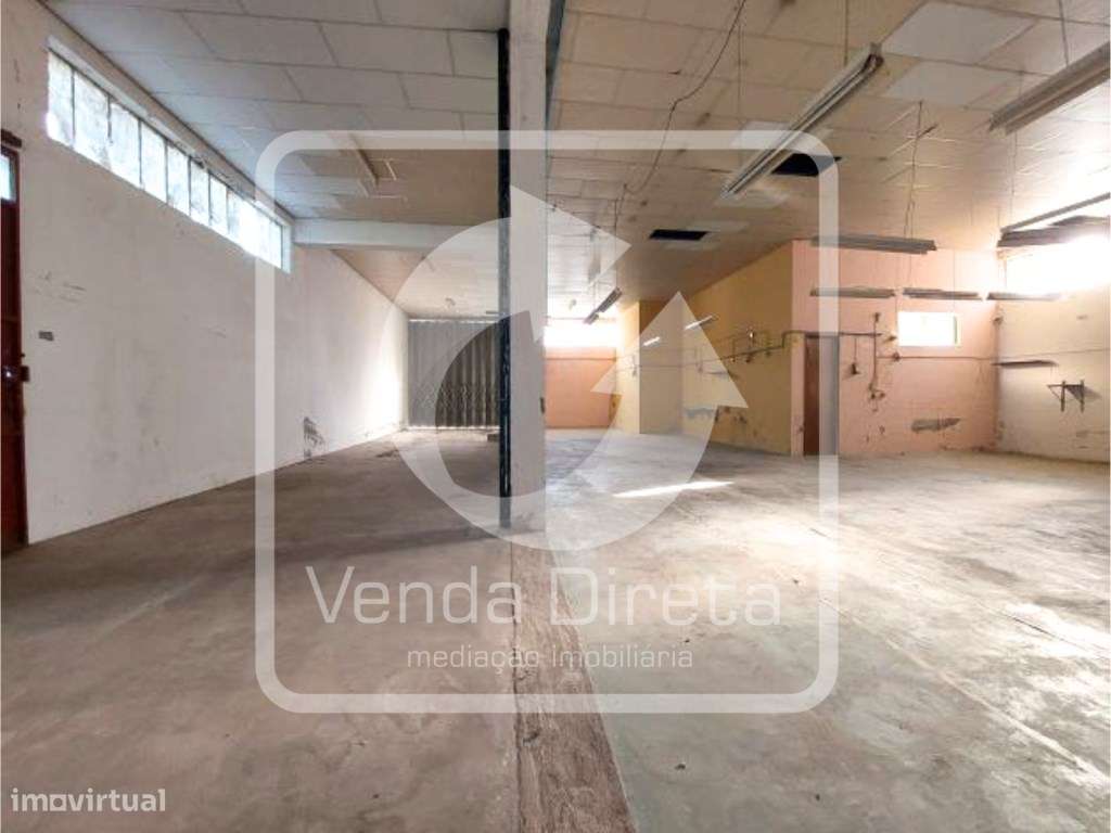 Moradia T5 com Piscina + Armazém | Terreno com 5.000 m² | Vila Nova...-20