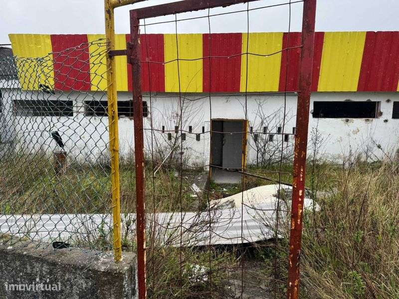 Terreno urbano sito em Terra de Campo - Área Total de 22.670,04 m2 - Grande imagem: 4/12