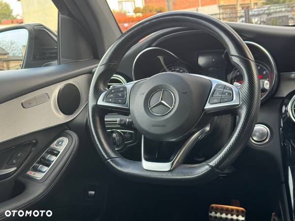 Mercedes-Benz GLC 250 Coupe 4Matic 9G-TRONIC AMG Line - 15