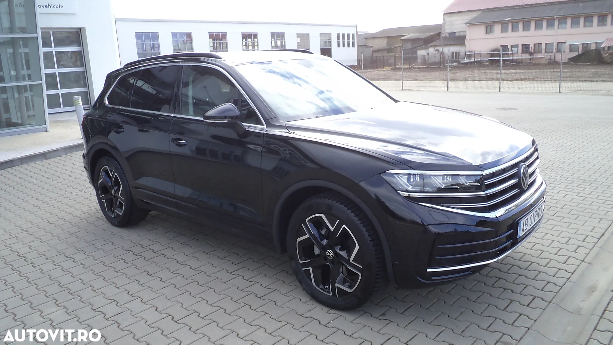 Volkswagen Touareg V6 TDI 4MOTION Elegance - 6