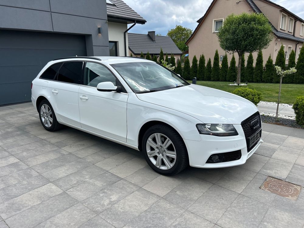 Audi A4 B8 2.0 TDI DPF Ambition 2010