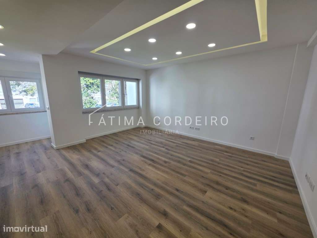 Excelente Apartamento T3 Remodelado em Almada - Grande imagem: 5/21