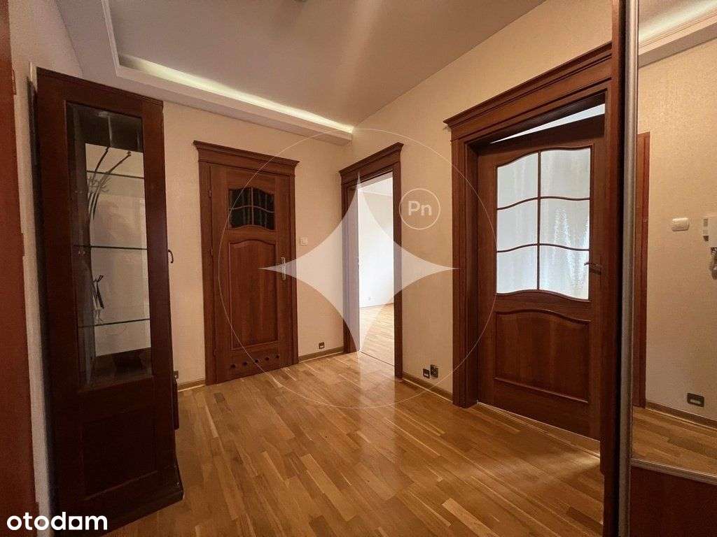 Stare Miasto Apartament+miejsce parkingowe+piwnica-17