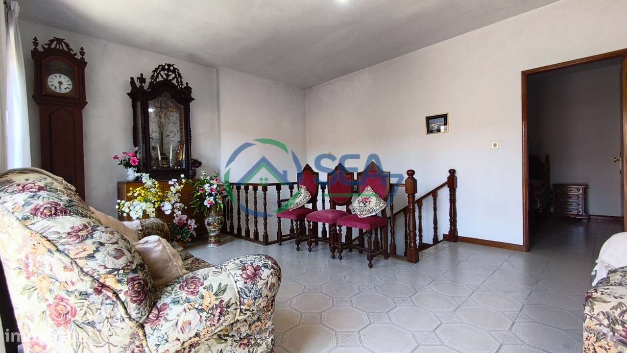 Moradia T3 com terreno, Apúlia-18