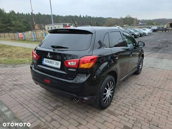 Mitsubishi ASX - 9