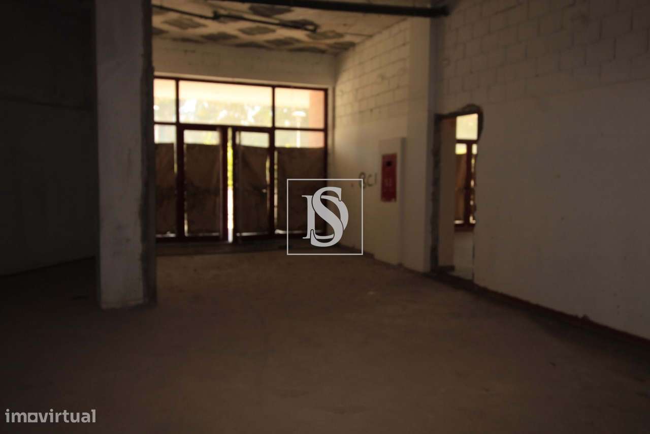 Espaço Comercial Barcarena com rentabilidade - Grande imagem: 5/32