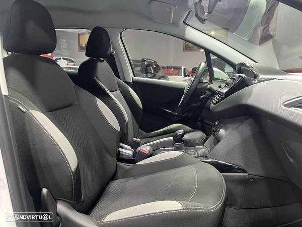 Peugeot 2008 1.2 VTi Active - 8