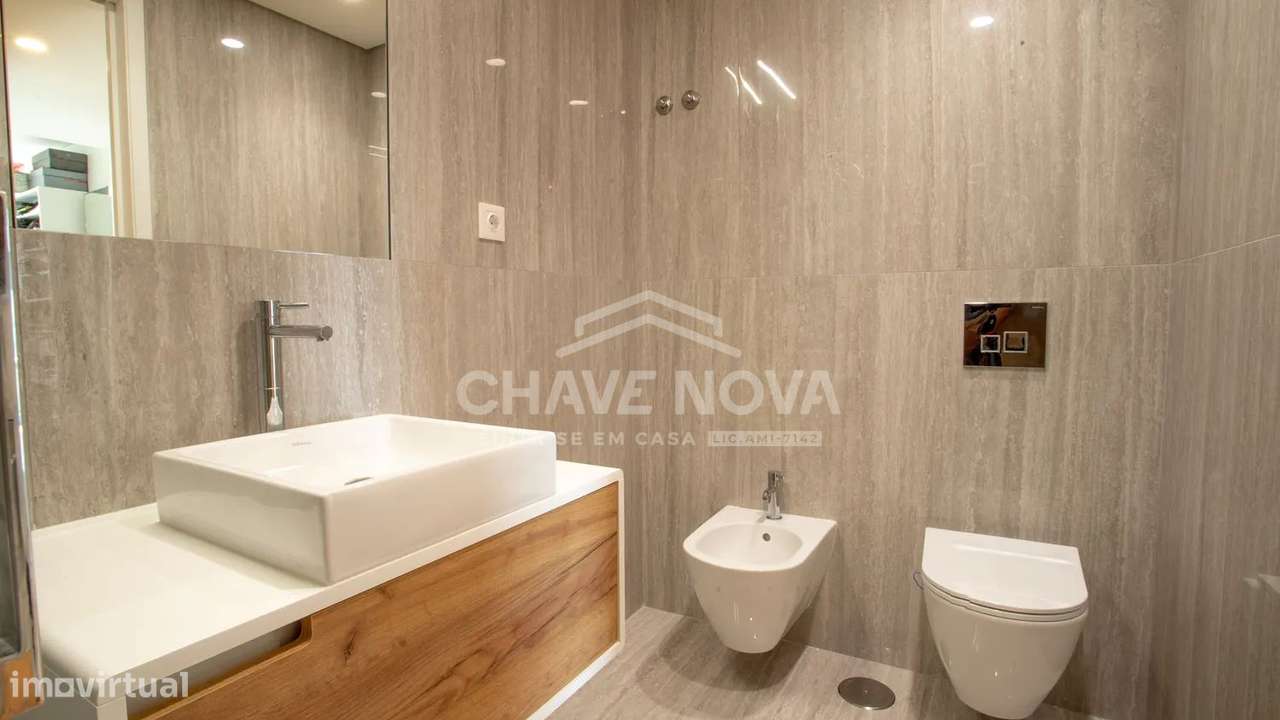 T2 seminovo em Canidelo 2º piso Sul- LAVADORES TERRACE-15