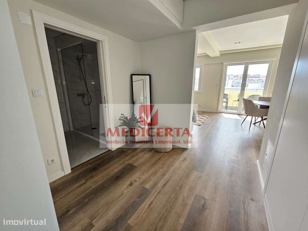 Benfica - T3 Totalmente remodelado-12