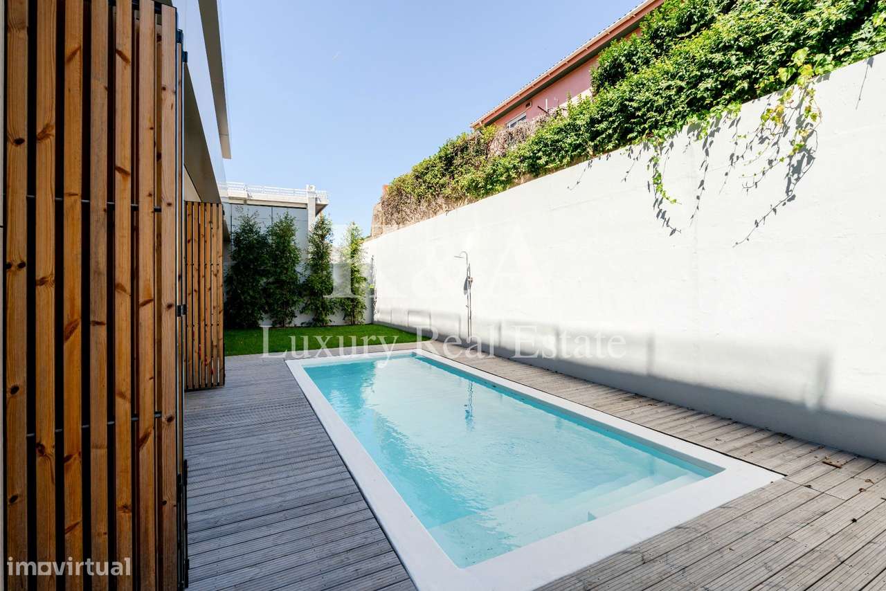 Apartamento duplex com piscina na Foz-1
