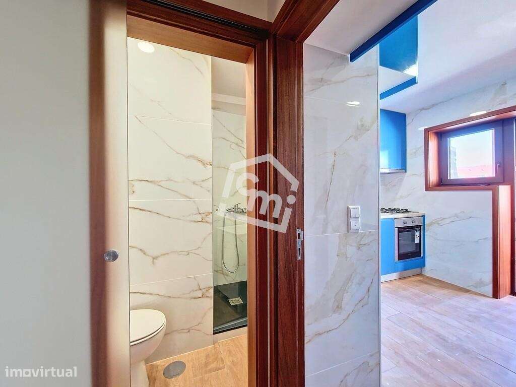 Venda de T3 na Marginal de Matosinhos com Garagem-12