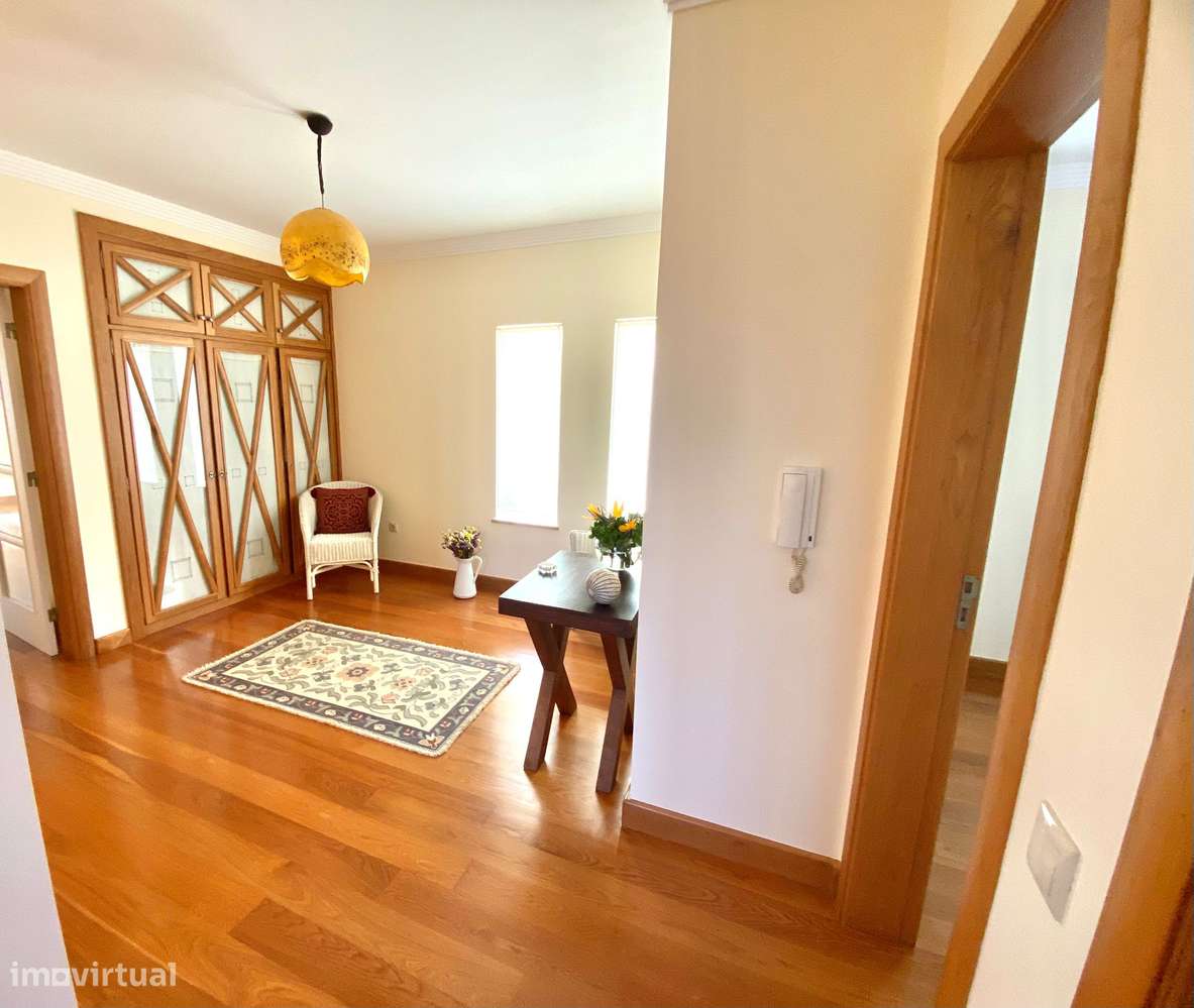 Moradia T4 + T1 Elegante e sofisticada em Figueira da Foz-23