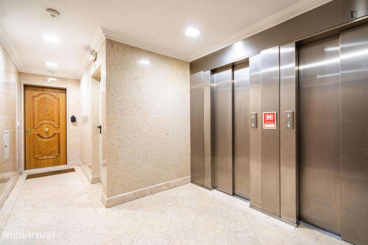 Apartamento com 2 quartos - localizado em Picoas Lisbon - Grande imagem: 4/10