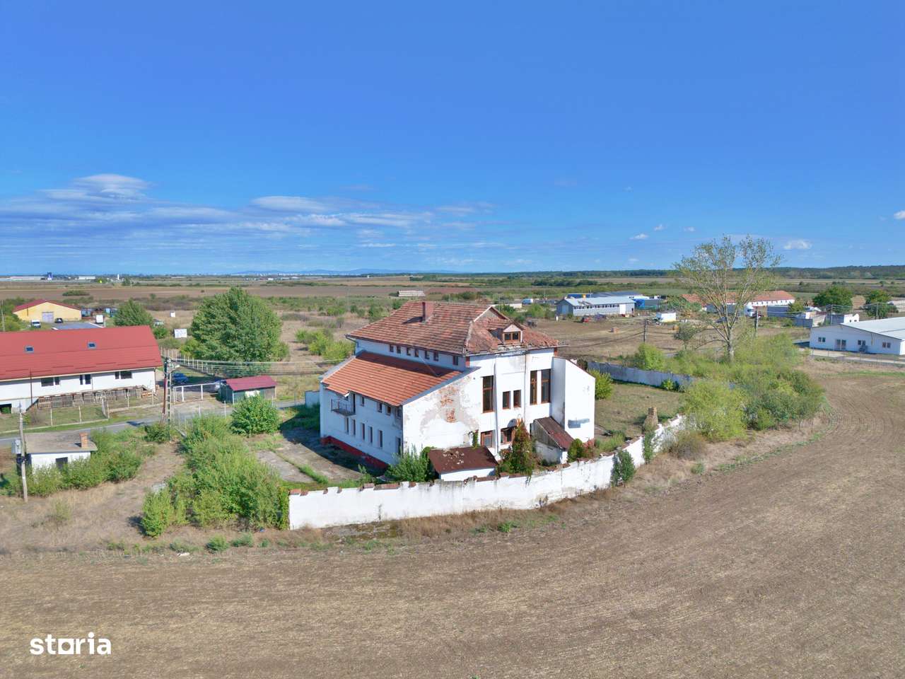 De vânzare pensiunea "Casa Albă" Pecica/Arad. - Imagine principală: 3/16