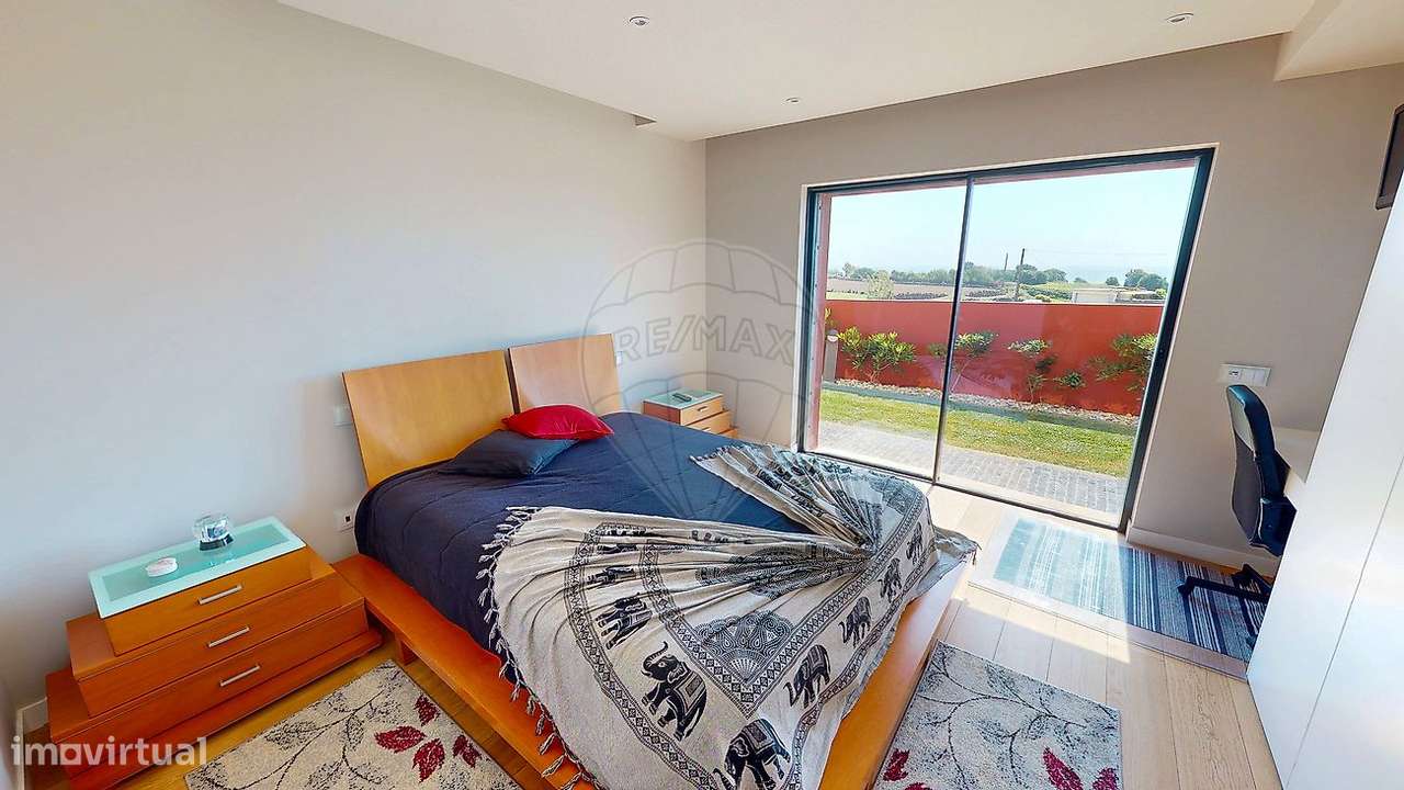 Moradia T4 para venda-25