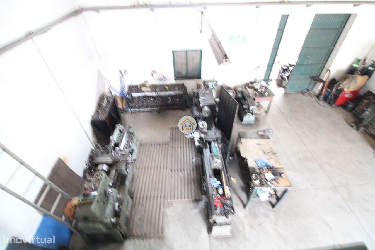 Armazém com Oficina Torneiro, 120 m2, Logradouro. Máquinas incluídas L - Grande imagem: 5/17