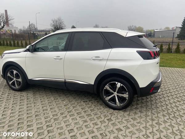 Peugeot 3008 1.5 BlueHDi Allure S&S - 9