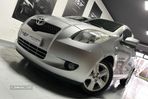 Toyota Yaris 1.3 VVT-i Sol - 3