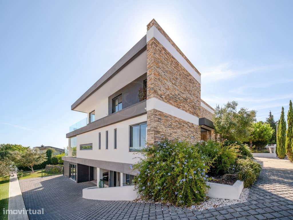 Moradia T8 c/Piscina | Queijas-7