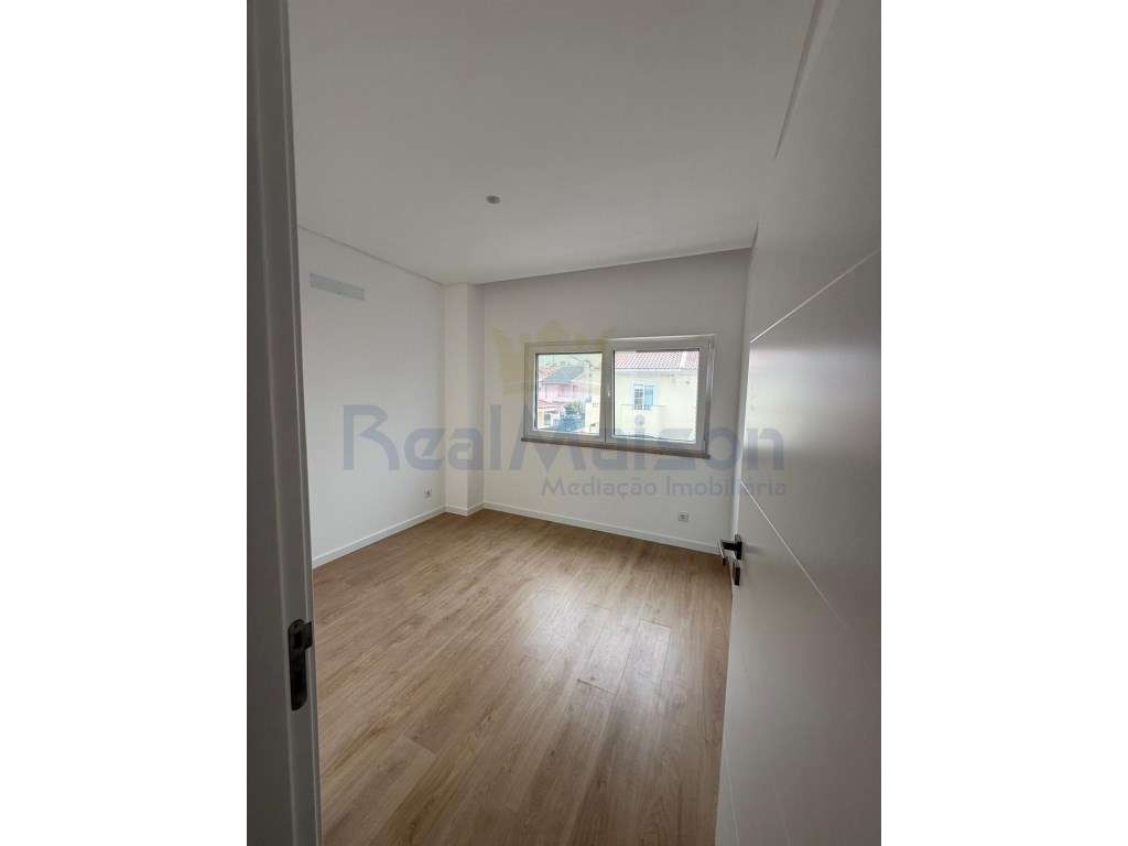 Fantástica Moradia T3 - S.Domingos de Rana - CONSTRUÇÃO NOVA-20