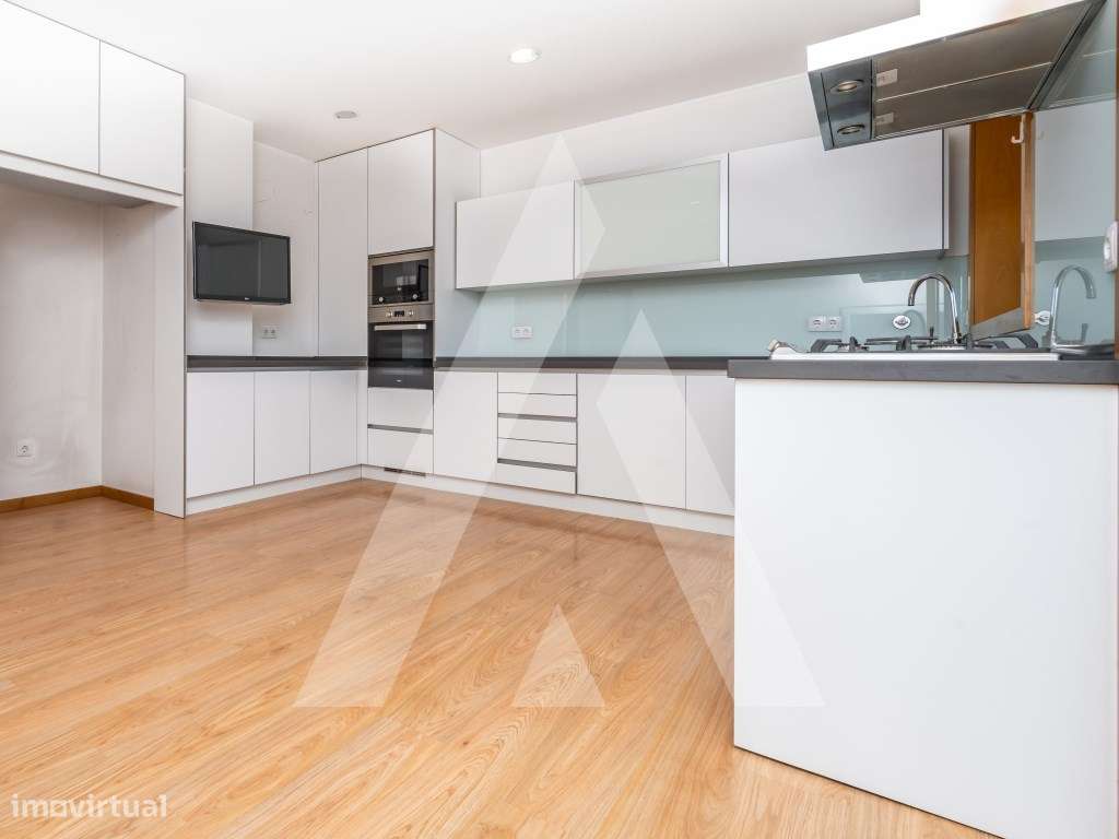 Apartamento T4 no Jardim dos Campos - Ovar-3