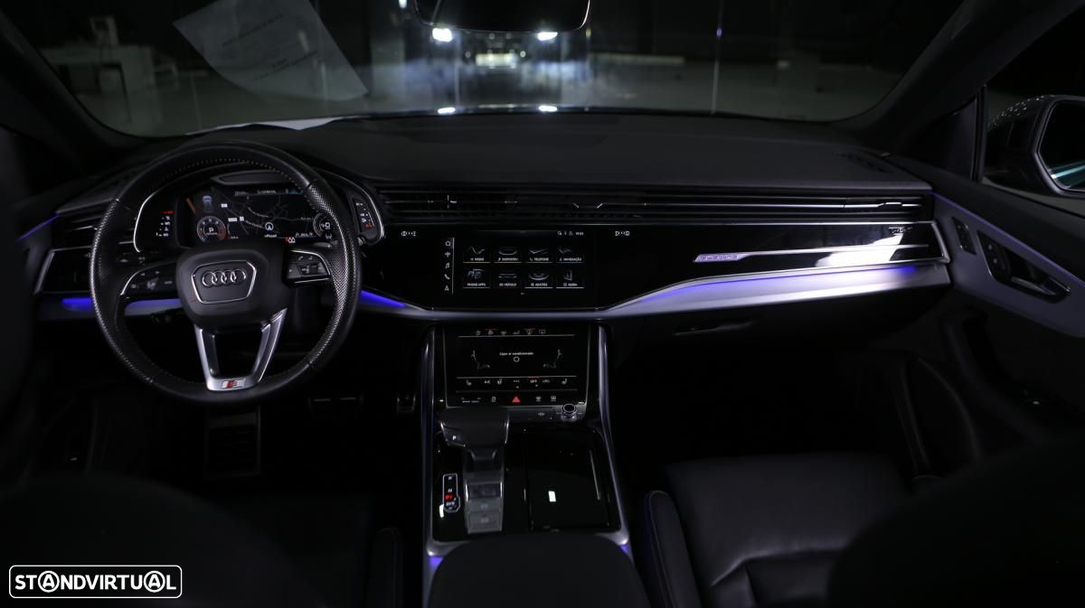 Audi Q8 - 12